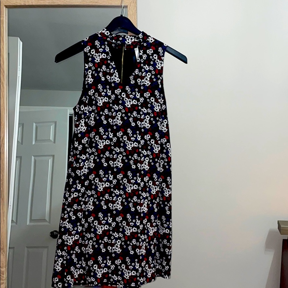 Size Medium Kensie Black Floral Summer Dress
